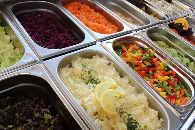 What to eat in São Paulo? Kilo restaurants is very widespread in the city. For customers, the main advantages of per-kilo restaurants are speed and freedom of choice.